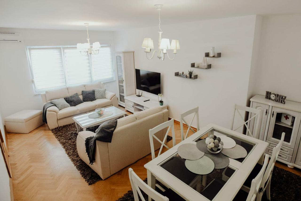 Apartman M5 Ðakovo Екстериор снимка