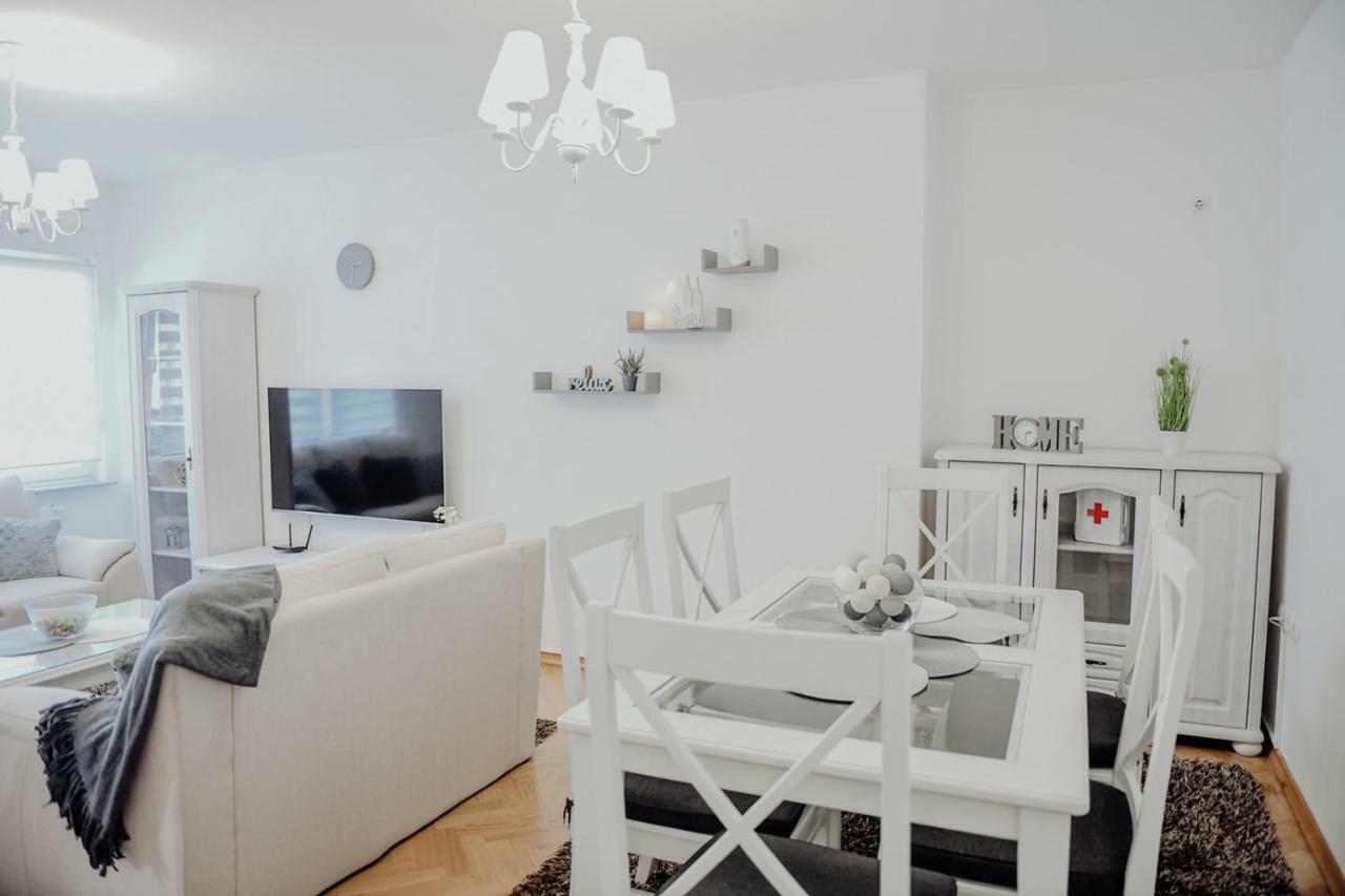 Apartman M5 Ðakovo Екстериор снимка