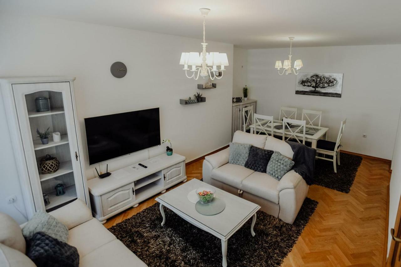 Apartman M5 Ðakovo Екстериор снимка